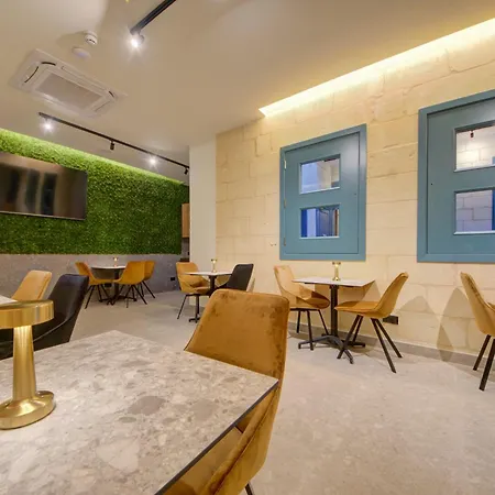 23 Boutique Hotel 3*