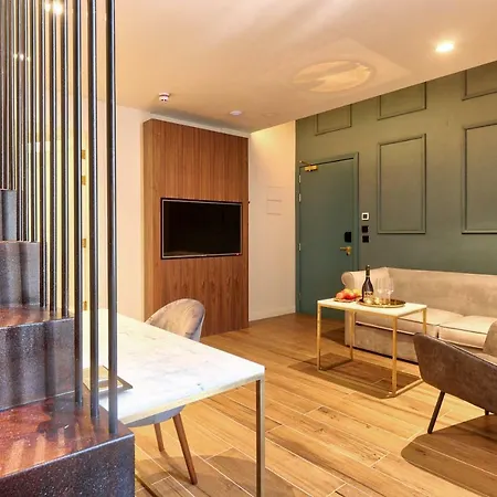 23 Boutique Hotel 3*