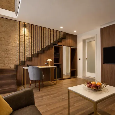 Hotel 23 Boutique 3*