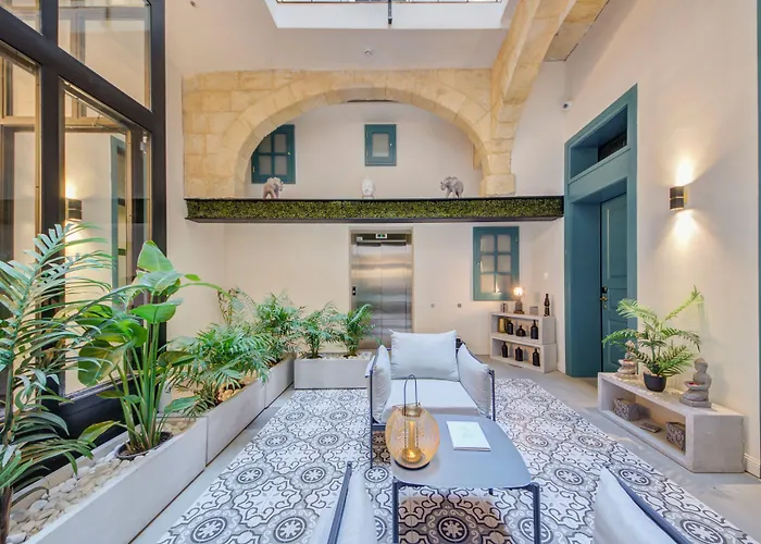 23 Boutique Hotel 3*