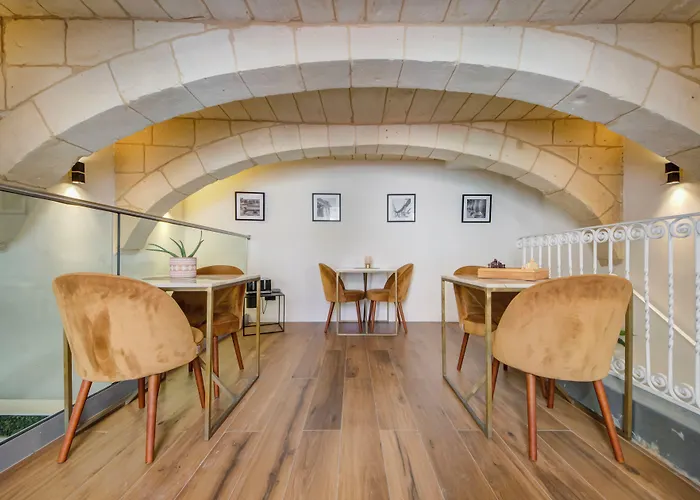 23 Boutique Hotel 3*